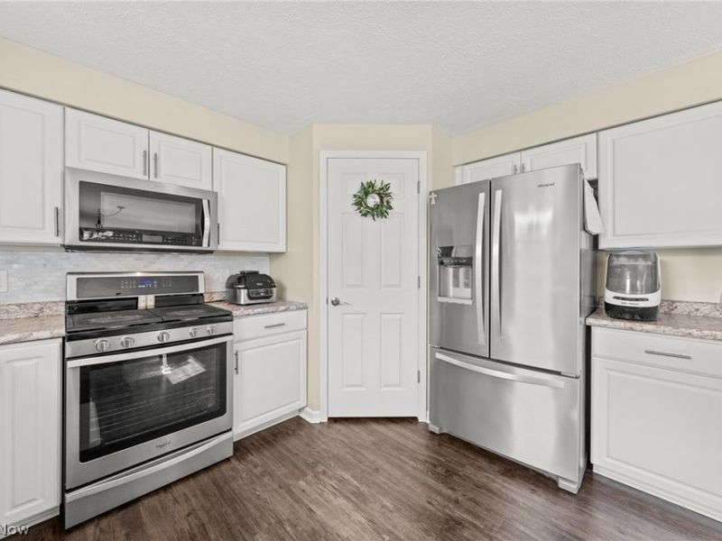 5242 Aster Avenue NE, Canton, OH 44705 Photo 22