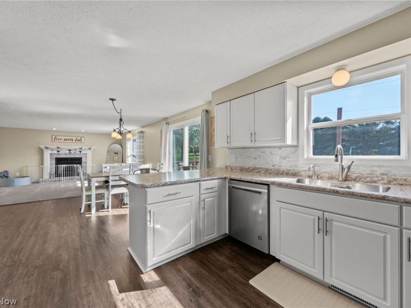 5242 Aster Avenue NE, Canton, OH 44705 Photo 25