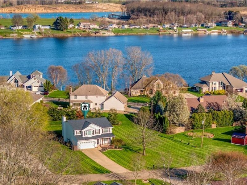 5242 Aster Avenue NE, Canton, OH 44705 Photo 4