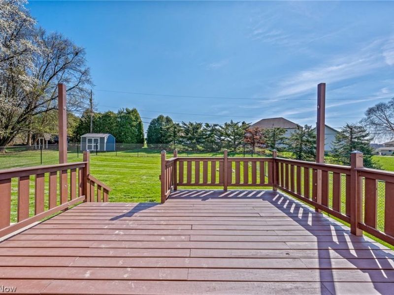 5242 Aster Avenue NE, Canton, OH 44705 Photo 8