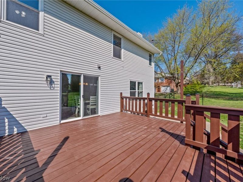 5242 Aster Avenue NE, Canton, OH 44705 Photo 9