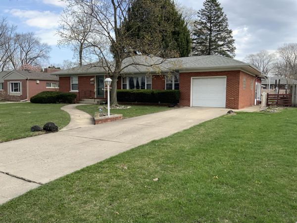 8245 Baring Avenue , Munster, IN 46321