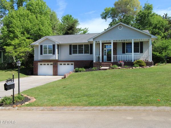 7804 Silverbridge Court, Powell, TN 37849