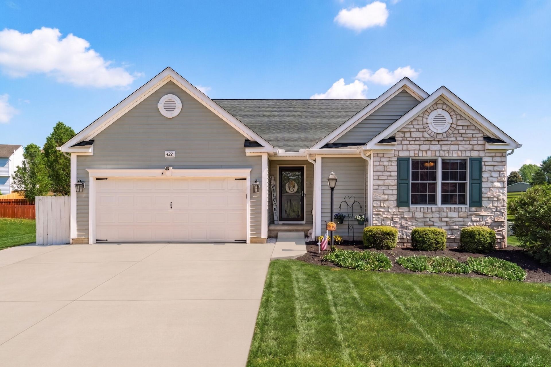 422 Wooster Street , Pickerington, OH 43147 Main Photo