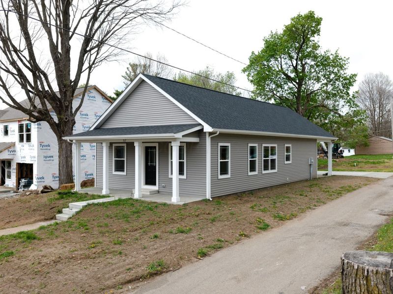 517 E Chillicothe Avenue , Bellefontaine, OH 43311 Photo 24