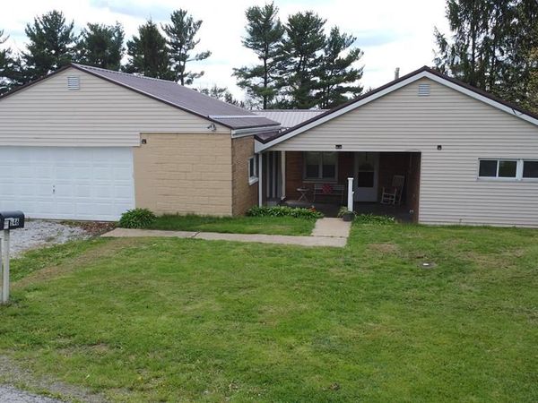 146 Brown Road, Follansbee, WV 26037