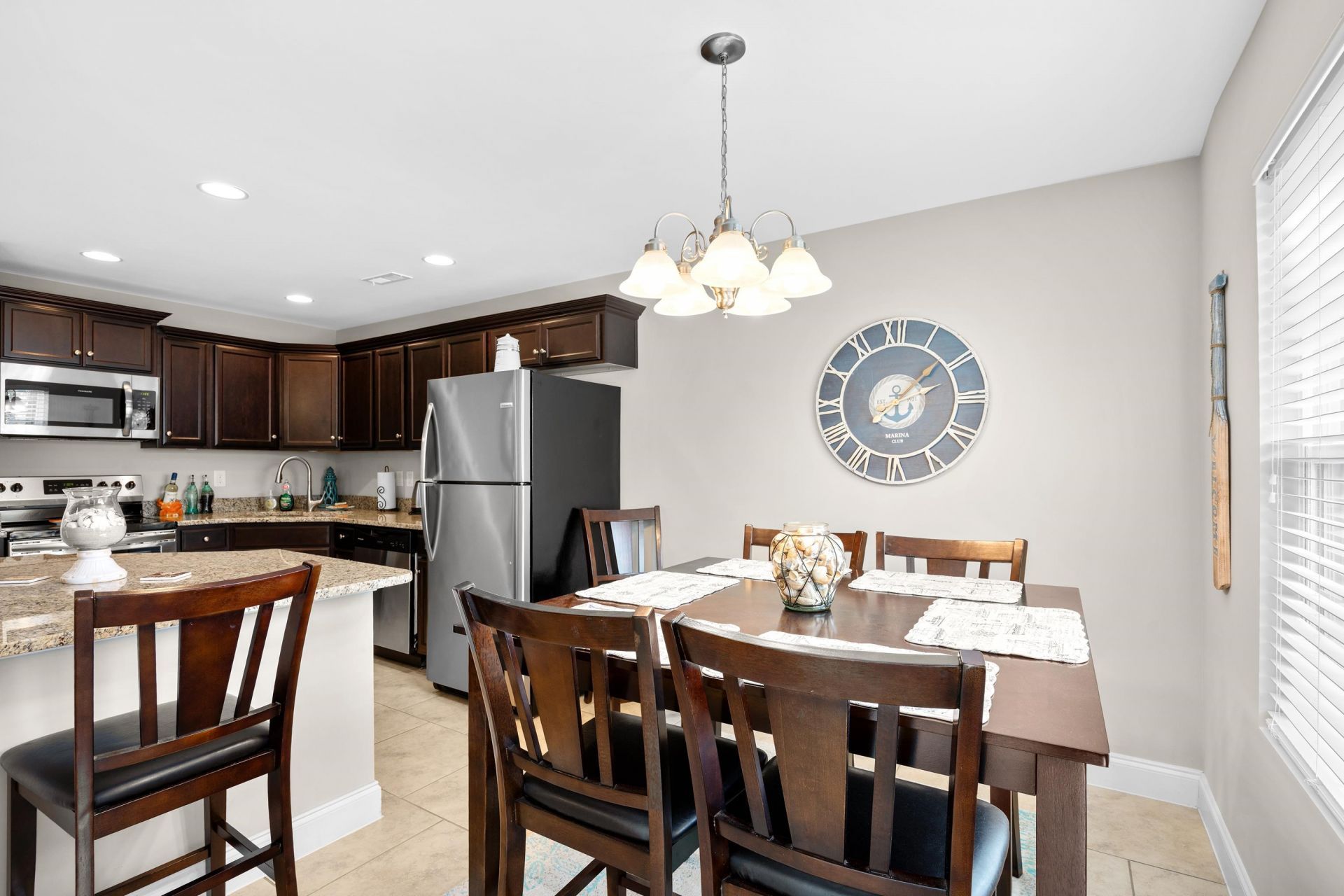 515 Riverward Dr.  Photo 16