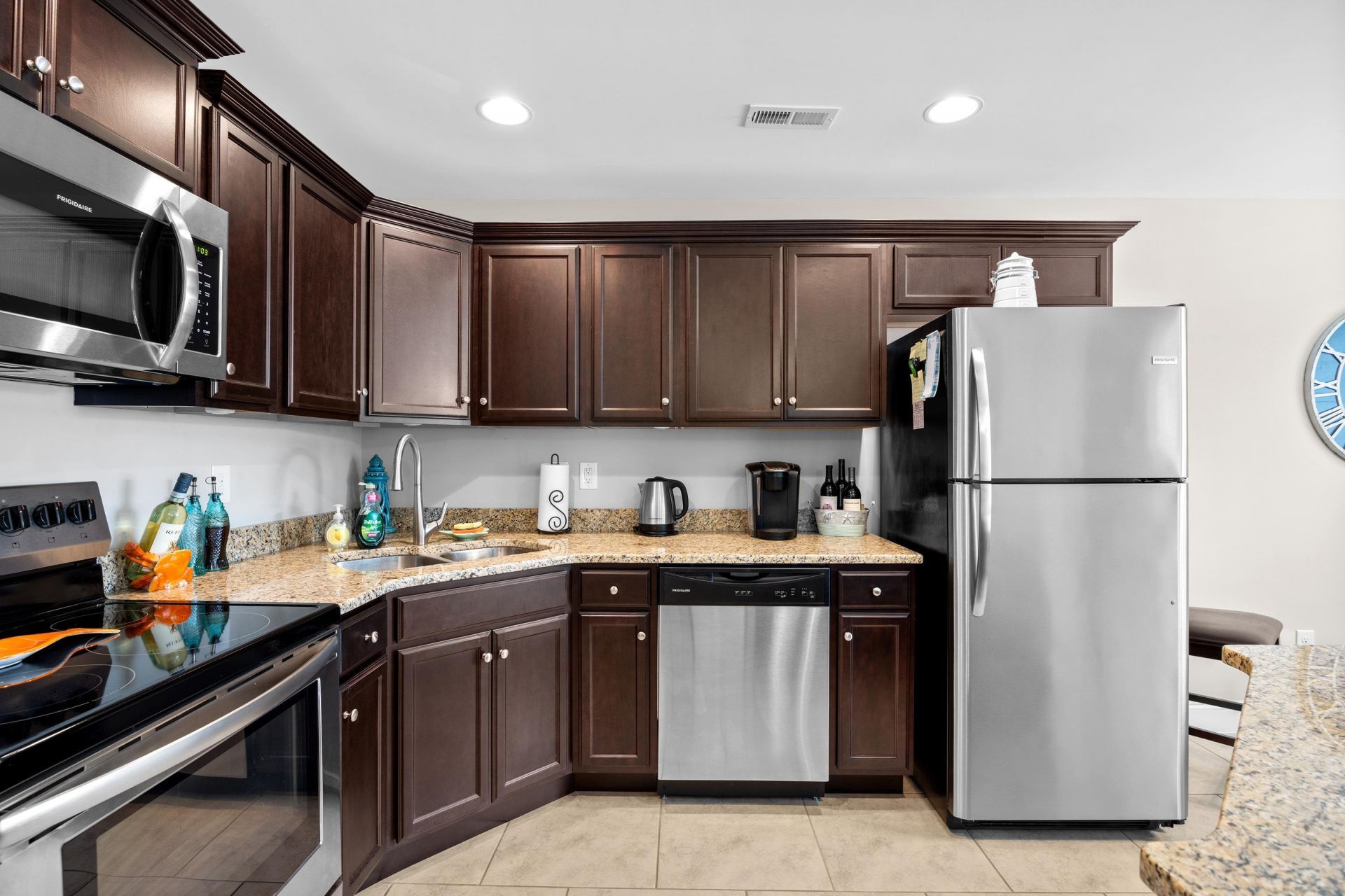 515 Riverward Dr.  Photo 16