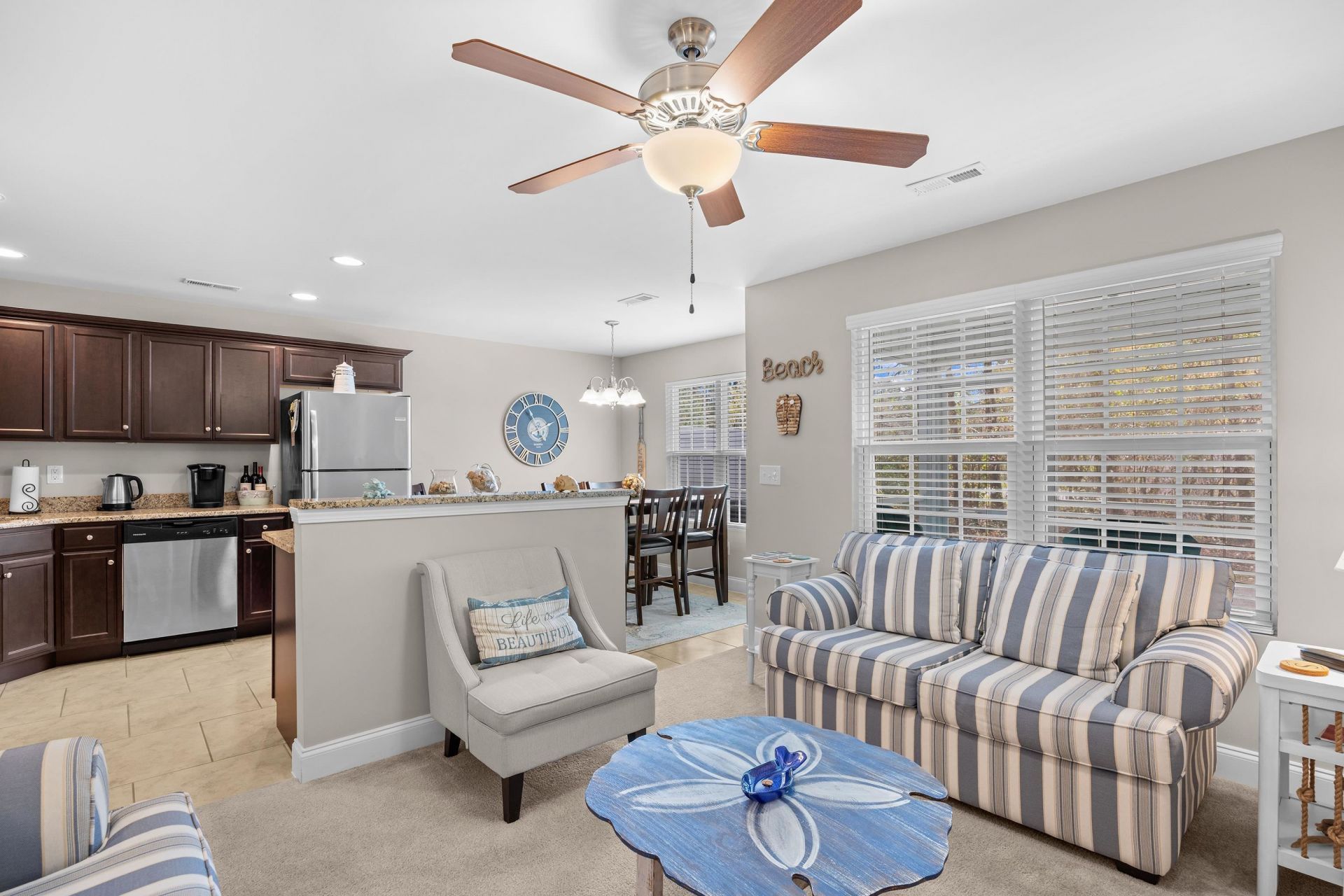 515 Riverward Dr.  Photo 4