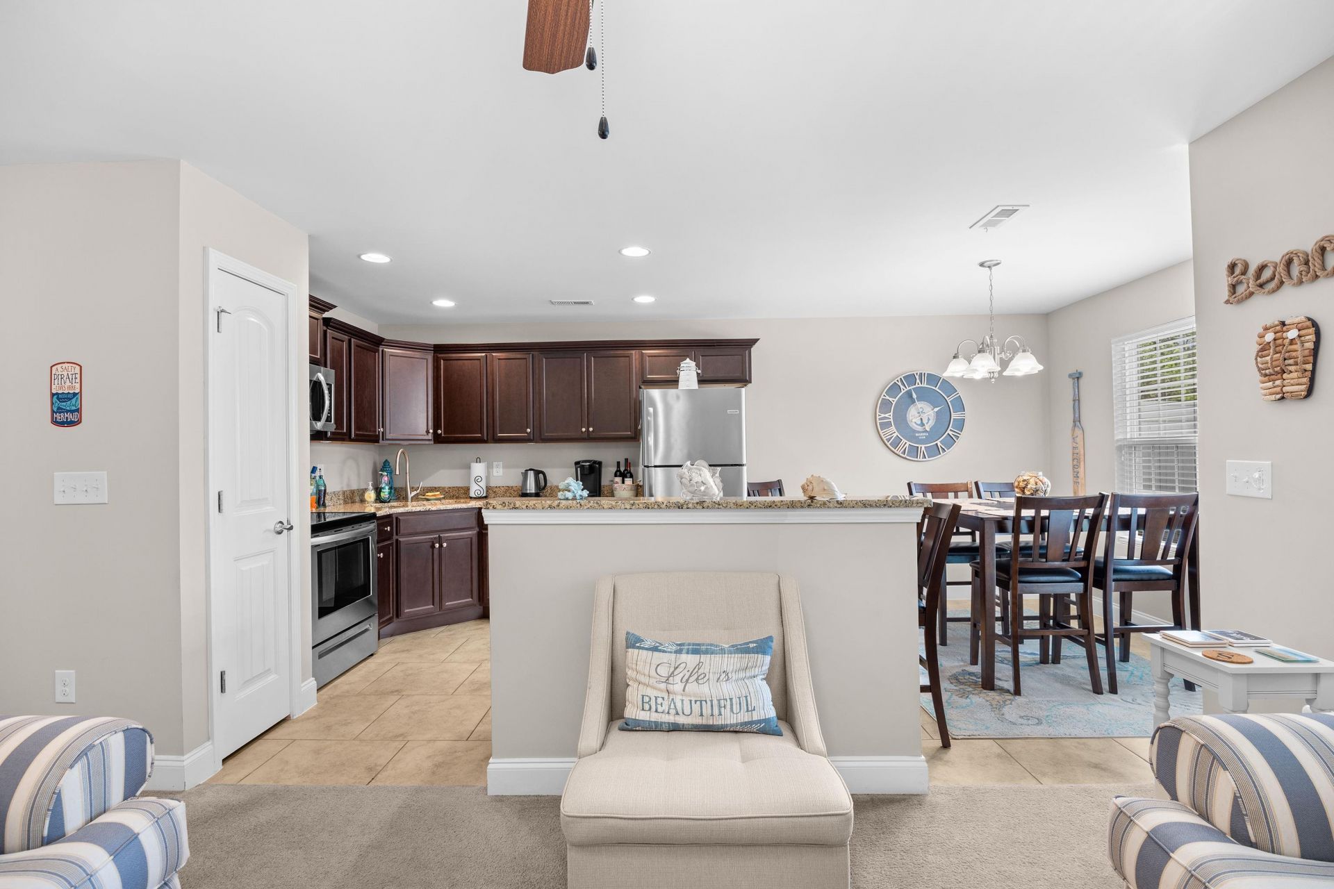 515 Riverward Dr.  Photo 9