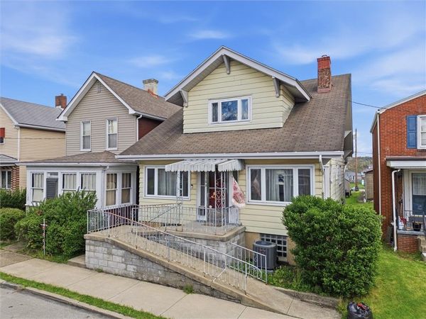 106 Castner Ave , Donora, PA 15033