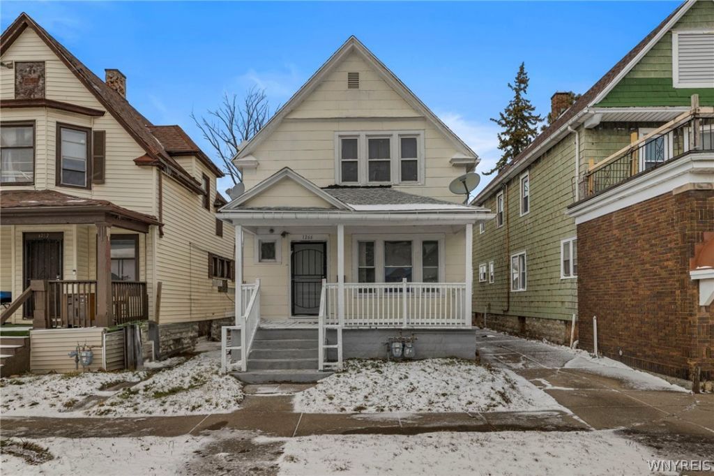 1266 E Ferry Street, Buffalo, NY 14211 Main Photo
