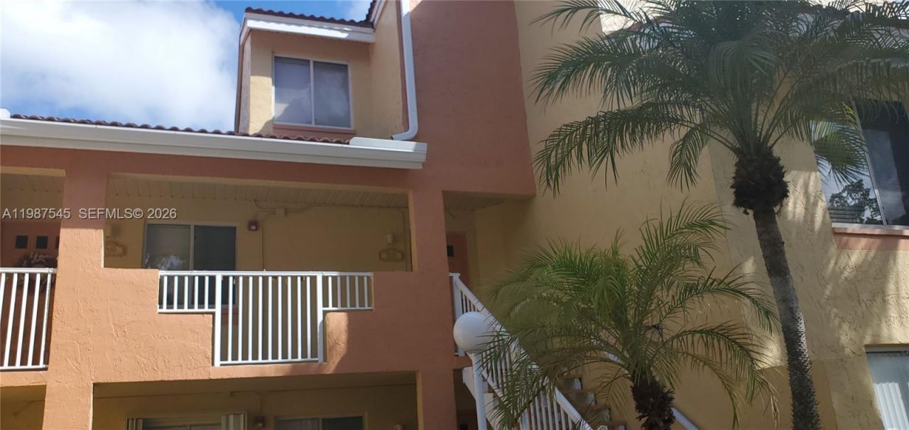 1103 Coral Club Dr, Unit 1103, Coral Springs, FL 33071 Photo