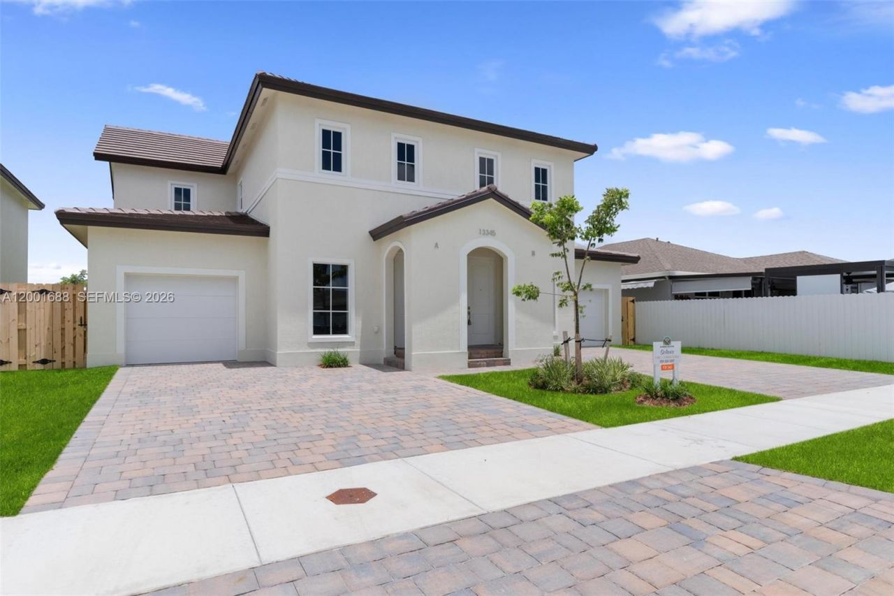 27317 SW 133rd Path, Homestead, FL 33032 Photo