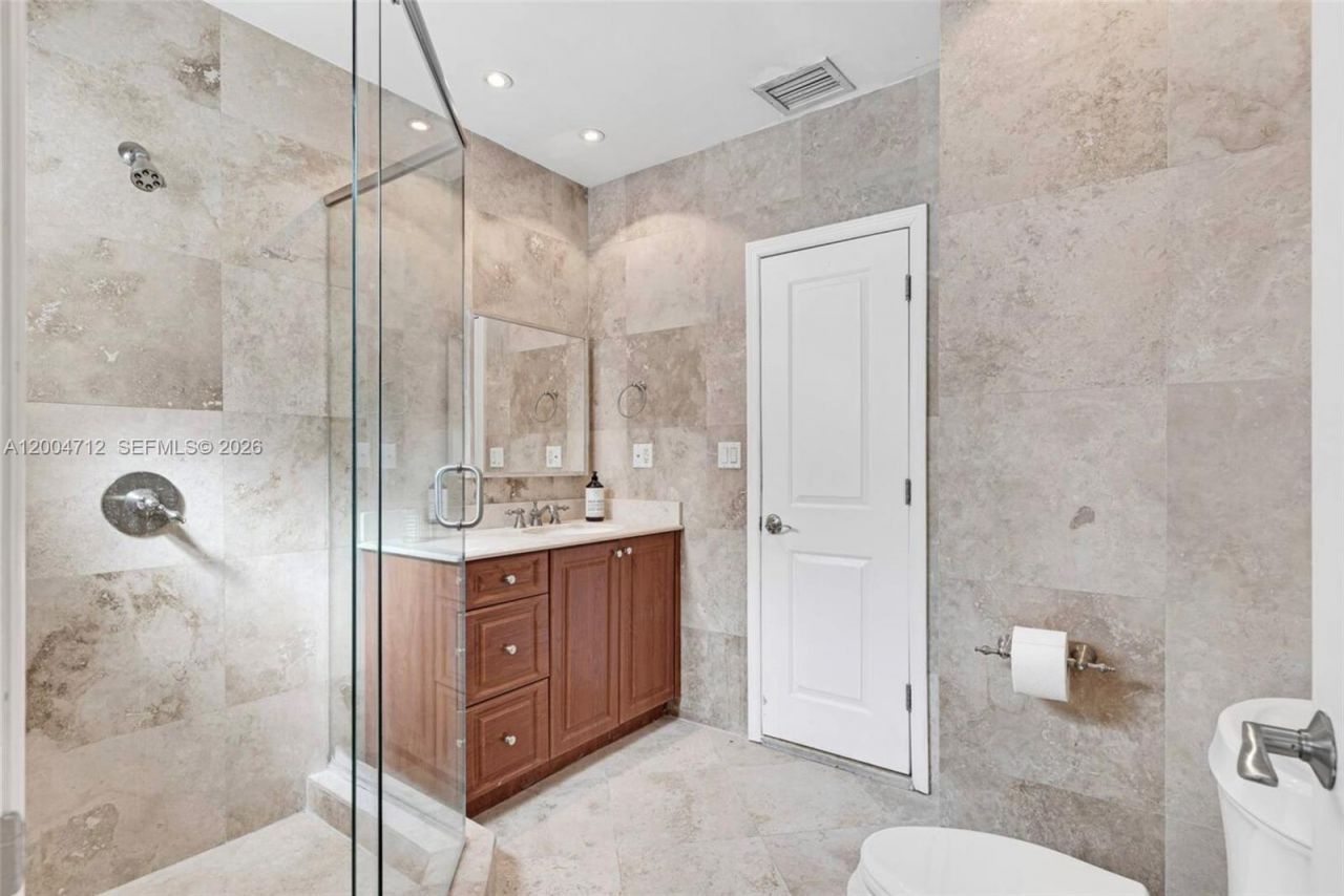 265 Palm Ave, Miami Beach, FL 33139 Photo