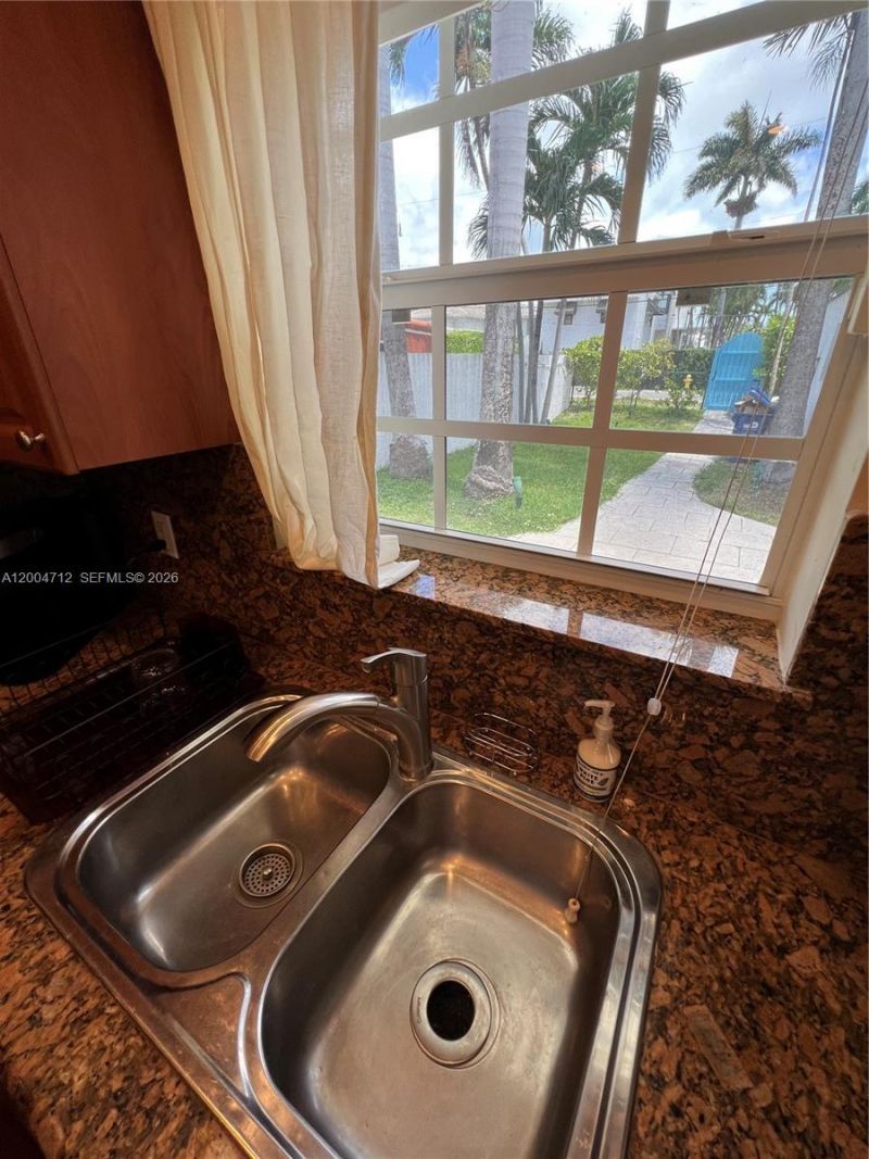 265 Palm Ave, Miami Beach, FL 33139 Photo