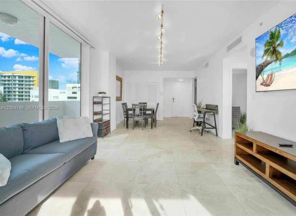 500 NE 29th St, Unit 604, Miami, FL 33137 Photo