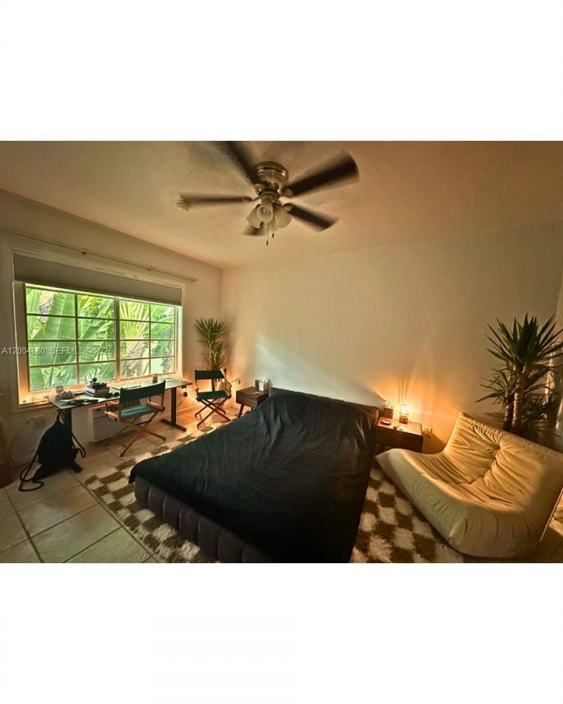 349 Meridian Ave , Unit B202, Miami Beach, FL 33139 Photo