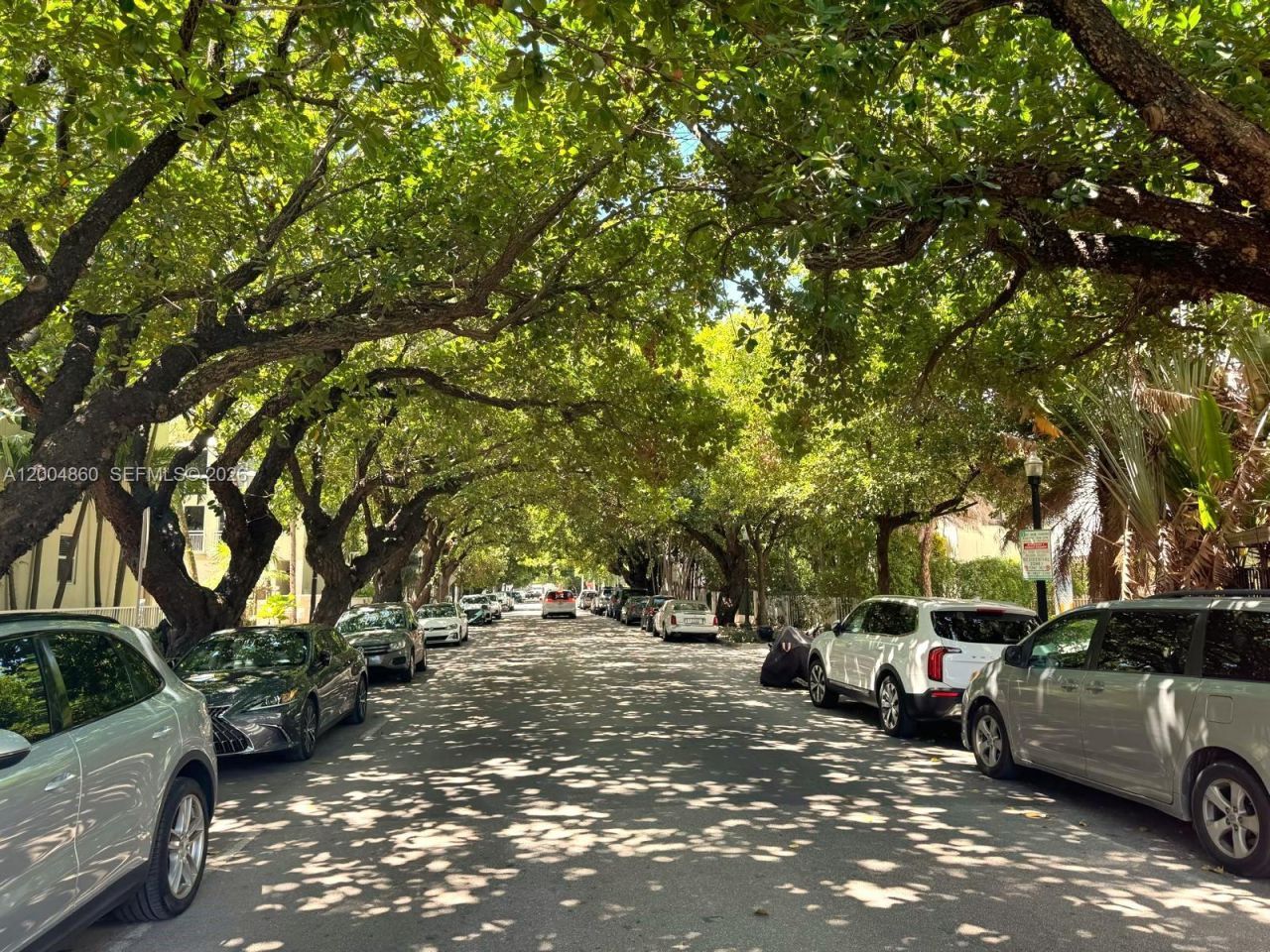 349 Meridian Ave , Unit B202, Miami Beach, FL 33139 Photo
