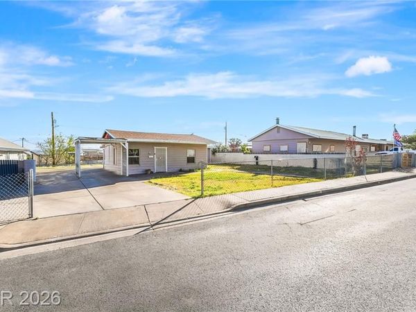 207 S Texas Avenue, Henderson, NV 89015