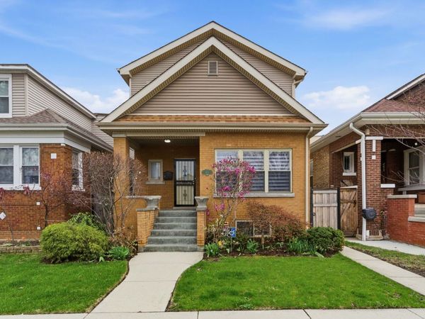 3619 N Francisco Avenue , Chicago, IL 60618