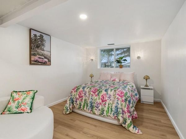 2050 N Willowood Dr, Ontario, OH 44906