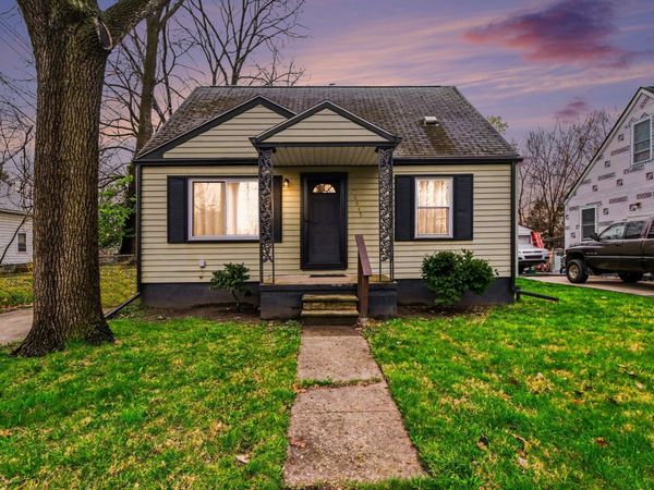 26645 Pembroke Avenue, Redford, MI 48240