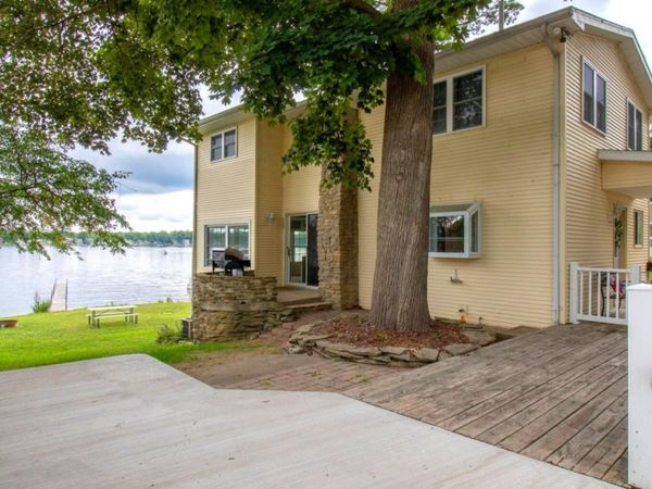 425 Oakwood Avenue, Clarklake, MI 49234