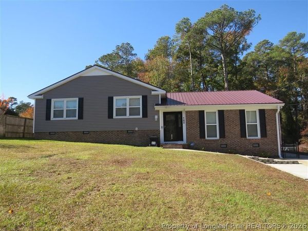 760 Ashbrook Road , Fayetteville, NC 28314