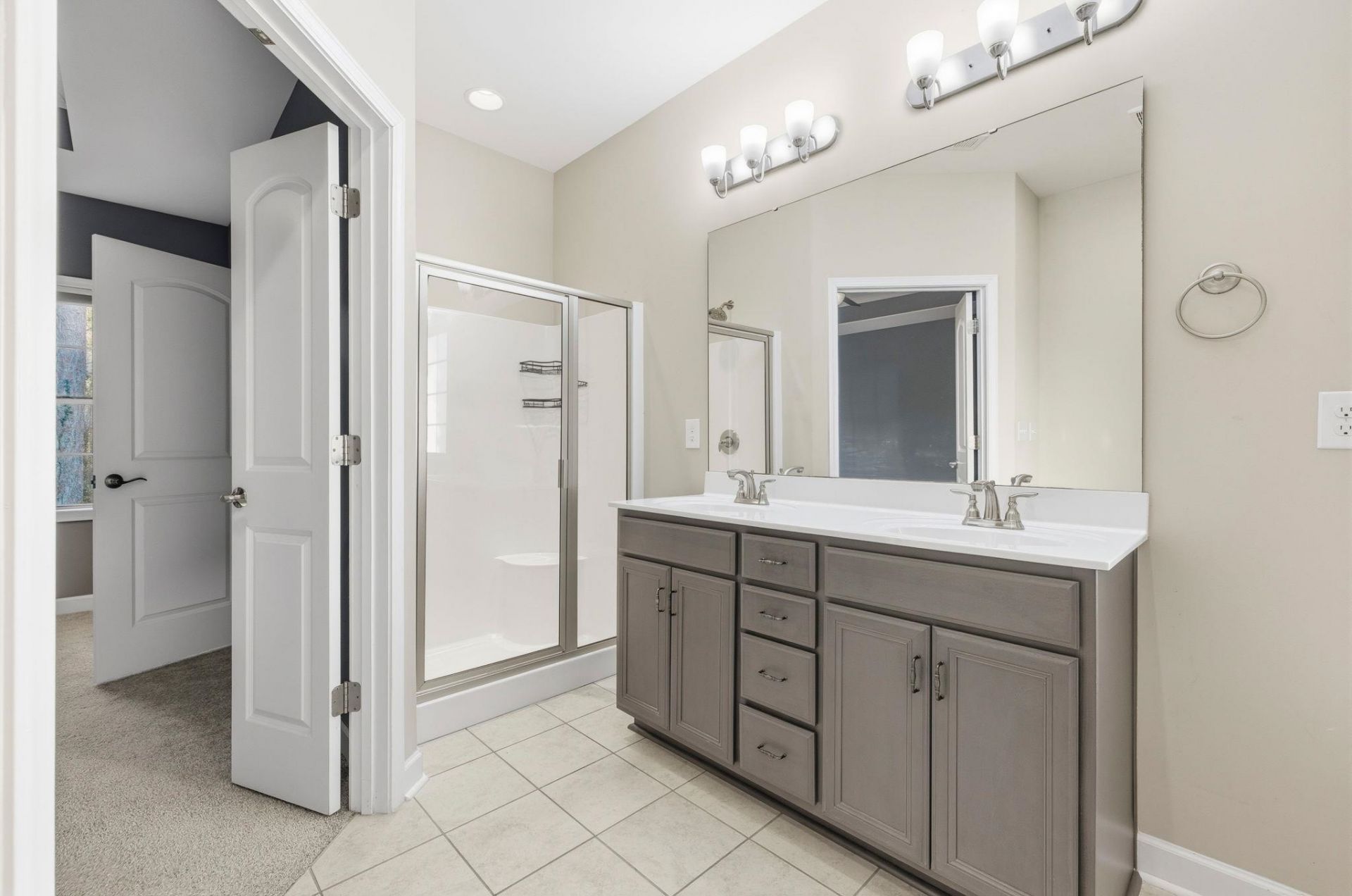 2820 Desert Rose St.  Photo 18