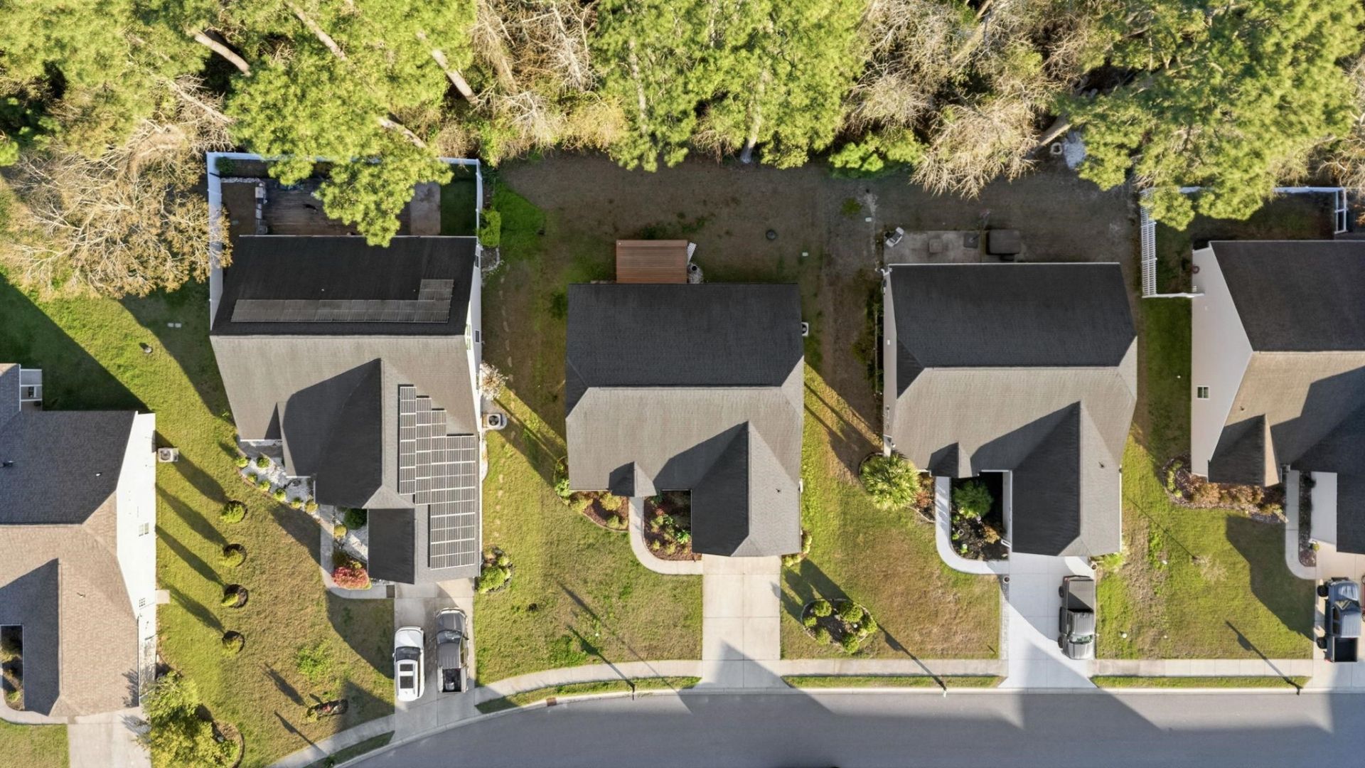 2820 Desert Rose St.  Photo 29