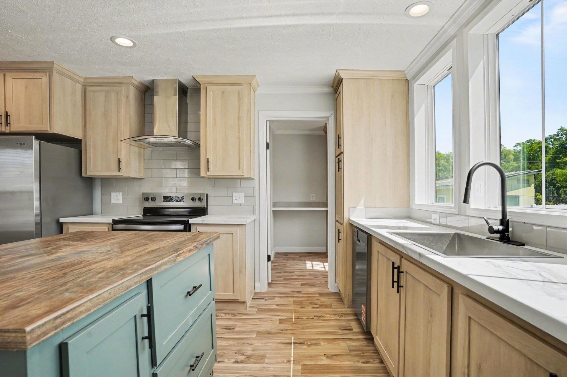 1500 24th Ave. N  Photo 9