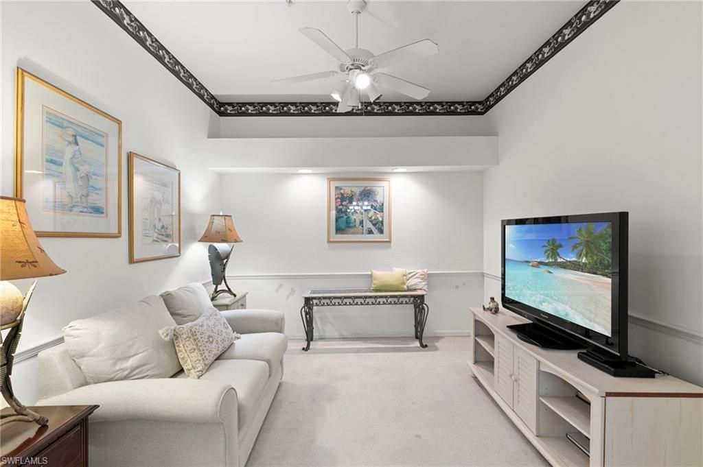8400 Naples Heritage Dr, Unit 1524, Naples, FL 34112 Photo