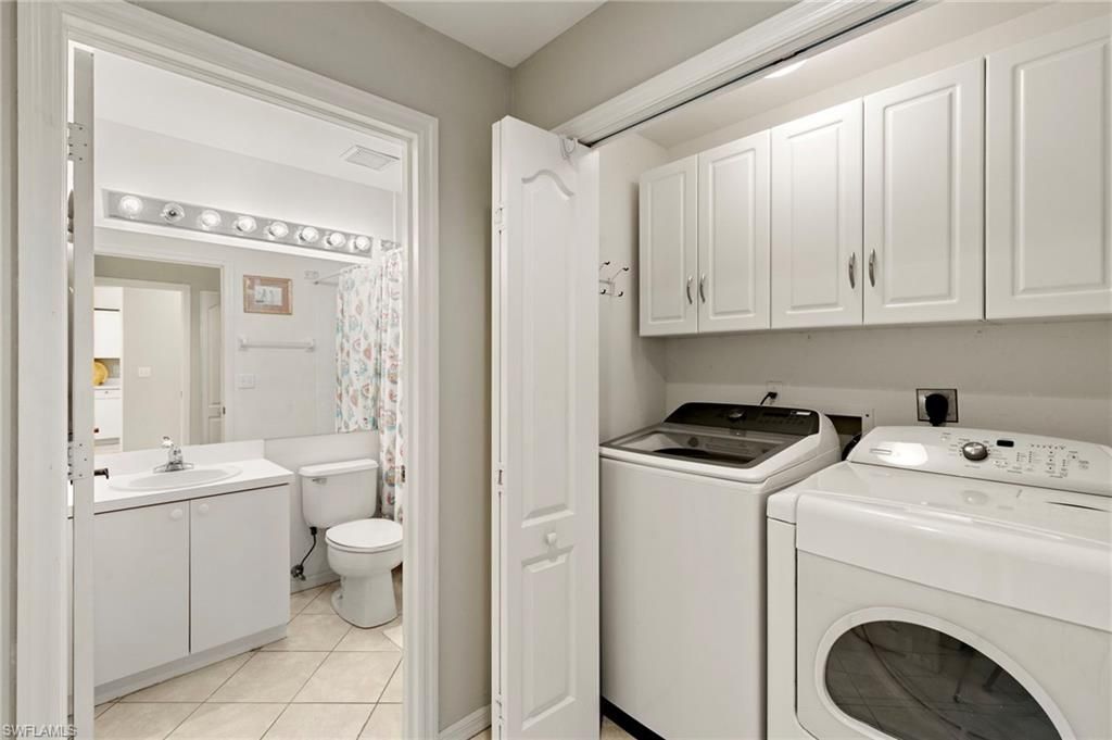 8400 Naples Heritage Dr, Unit 1524, Naples, FL 34112 Photo