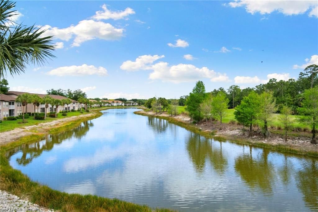 8400 Naples Heritage Dr, Unit 1524, Naples, FL 34112 Photo
