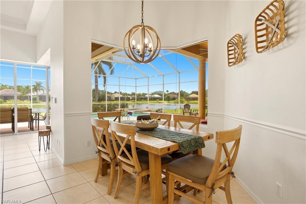 10815 Phoenix Way, Naples, FL 34119 Photo