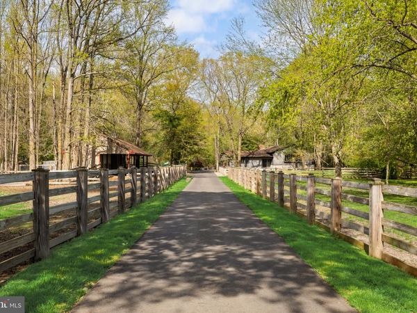 37 HAWKIN ROAD, MEDFORD, NJ 08055