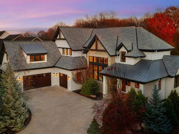 6505 Hawks Pointe Lane , Excelsior, MN 55331