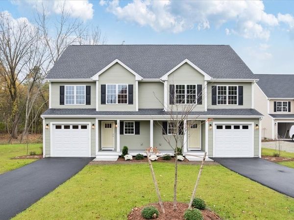 515 Mendon Road, Unit 2, Attleboro, MA 02703