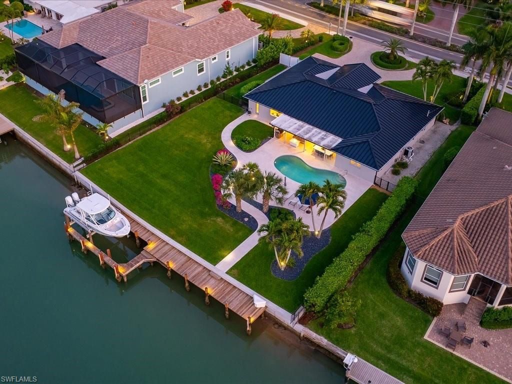 337 Mooring Line Dr, Naples, FL 34102 Photo