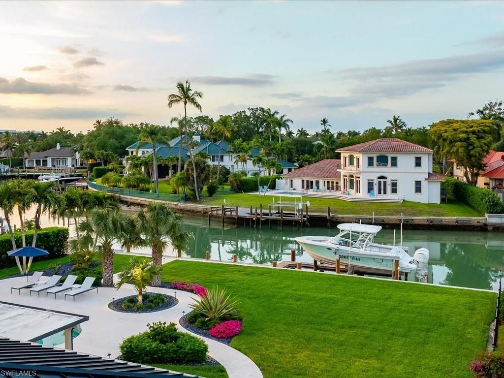 337 Mooring Line Dr, Naples, FL 34102 Photo