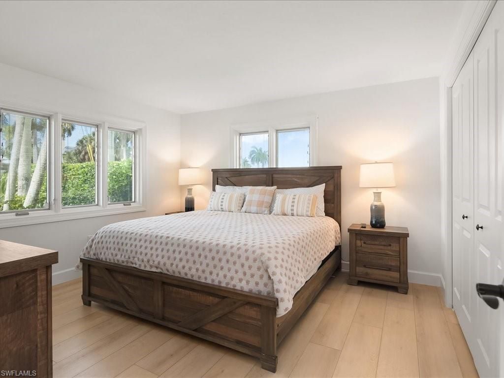 337 Mooring Line Dr, Naples, FL 34102 Photo