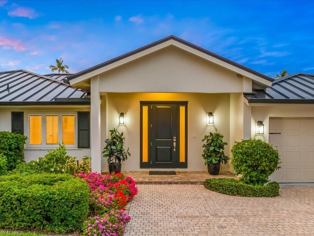 337 Mooring Line Dr, Naples, FL 34102 Photo