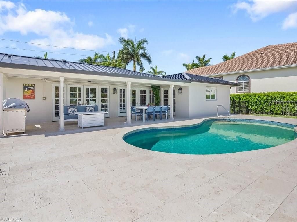 337 Mooring Line Dr, Naples, FL 34102 Photo