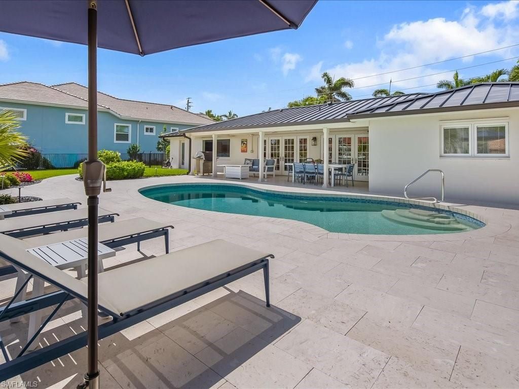 337 Mooring Line Dr, Naples, FL 34102 Photo