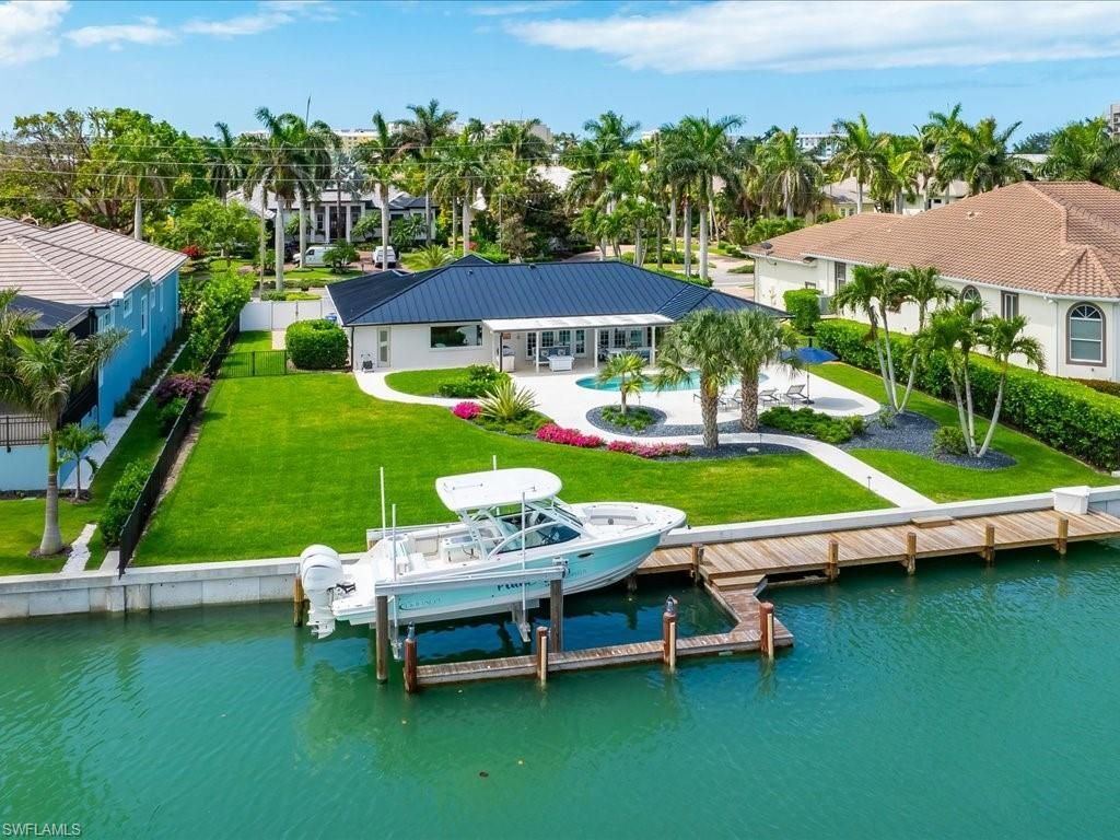 337 Mooring Line Dr, Naples, FL 34102 Photo