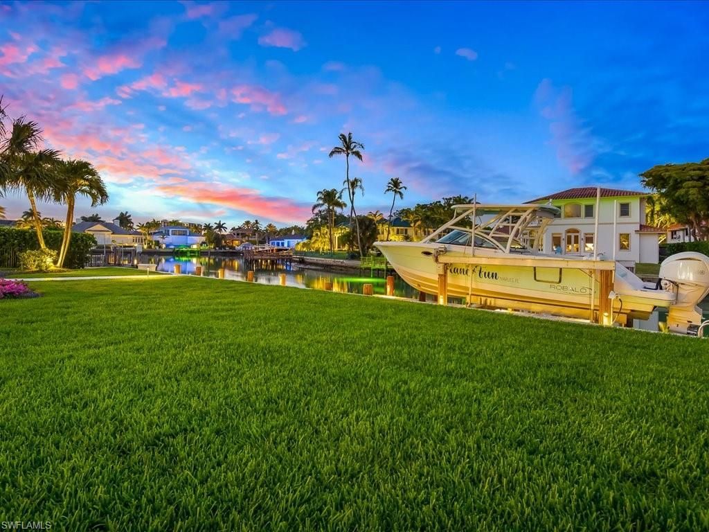 337 Mooring Line Dr, Naples, FL 34102 Photo