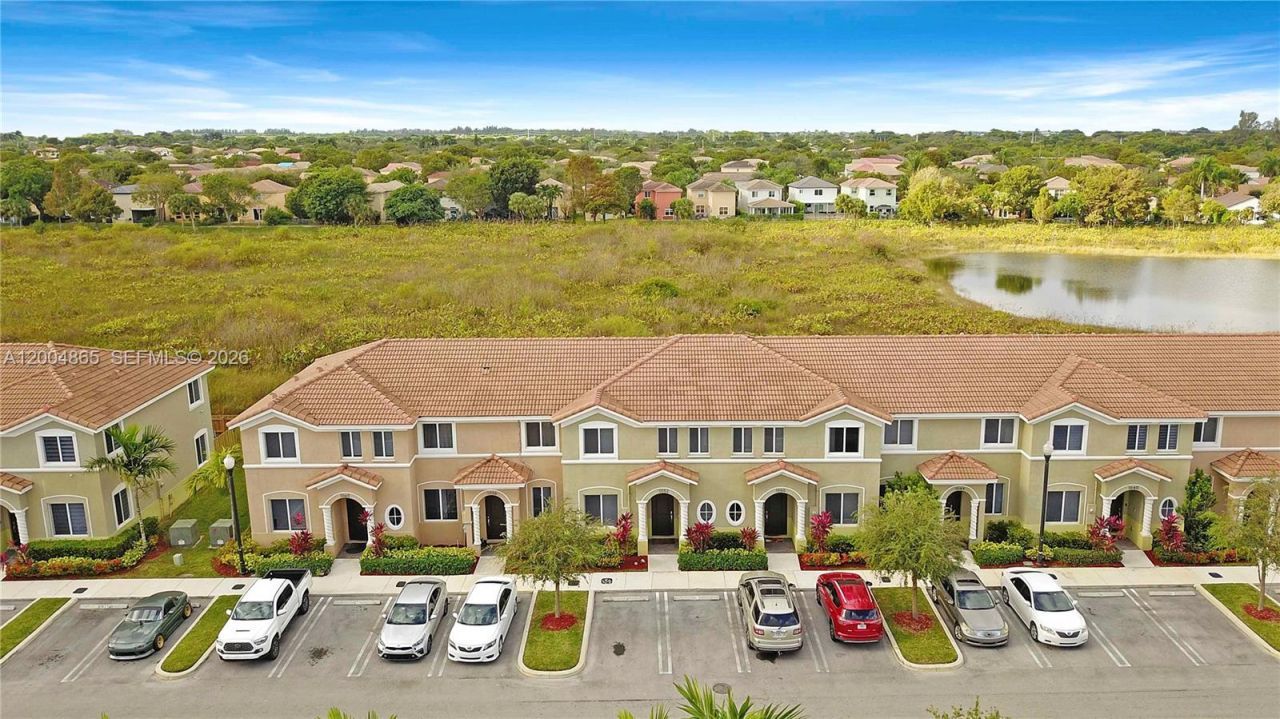 1052 SE 23rd Ave , Unit 1052, Homestead, FL 33035 Photo