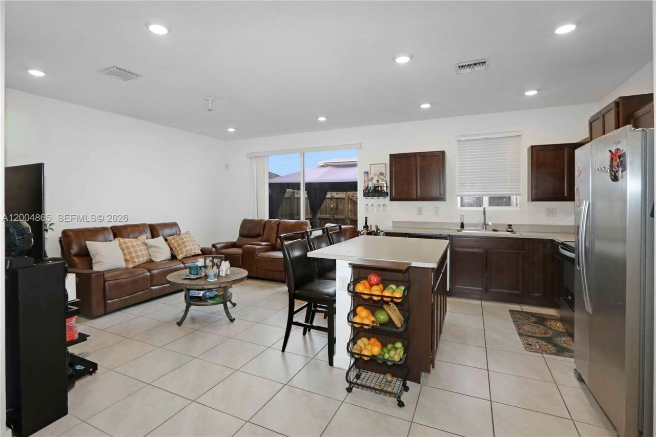 1052 SE 23rd Ave , Unit 1052, Homestead, FL 33035 Photo