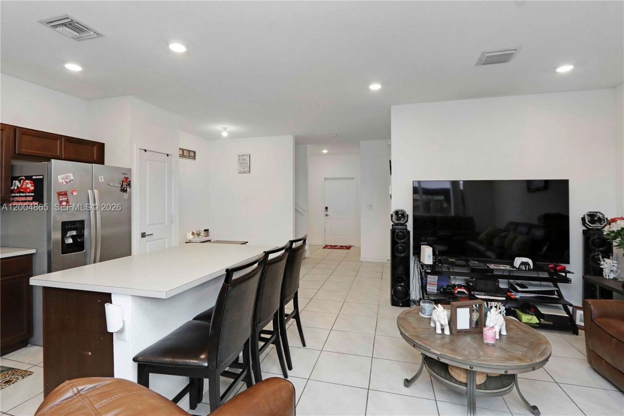 1052 SE 23rd Ave , Unit 1052, Homestead, FL 33035 Photo